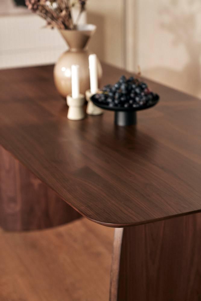 NADUVI Collection Eettafel Sikke