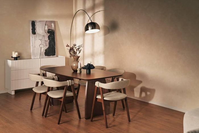 NADUVI Collection Eettafel Sikke