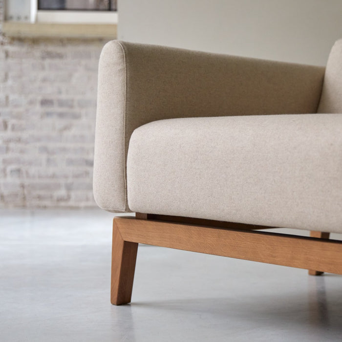 Tikamoon - Bjorn - Driezitsbank van massief eiken en ecru stof