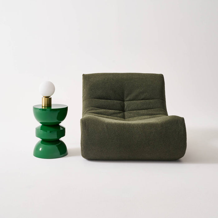 sweeek - Bijzettafel, nachtkastje metaal glanzend effect