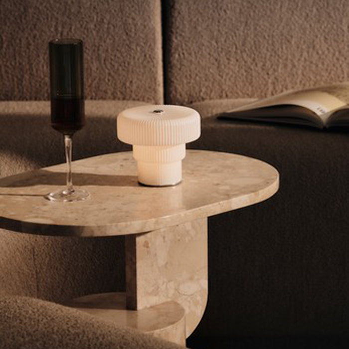 Ferm Living Ripple Draagbare Tafellamp - Wit