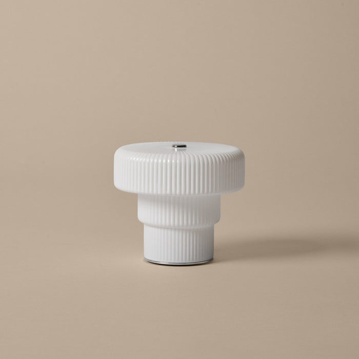 Ferm Living Ripple Draagbare Tafellamp - Wit