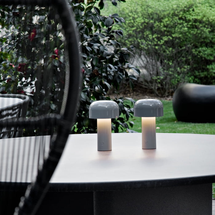 Flos Bellhop tafellamp LED oplaadbaar baksteenrood