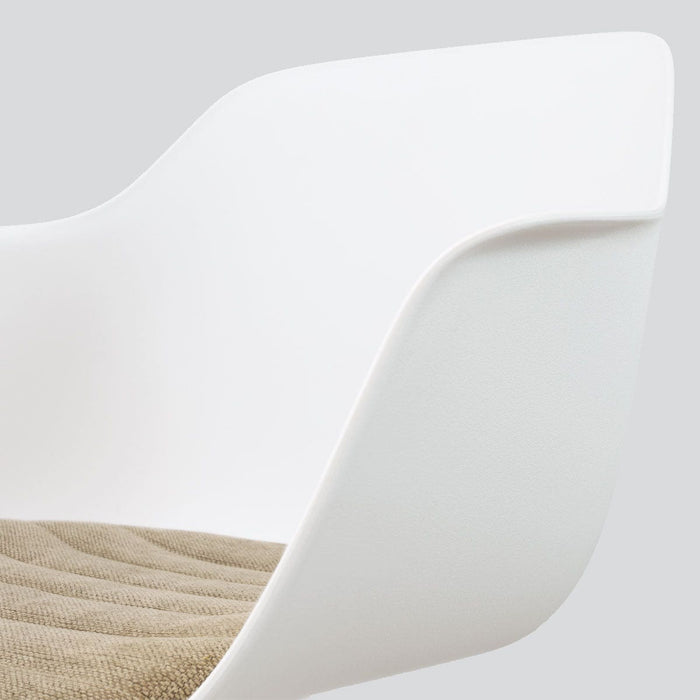 Nolon Nout-Liz eetkamerstoel wit met nougatbruin zitkussen - zwart