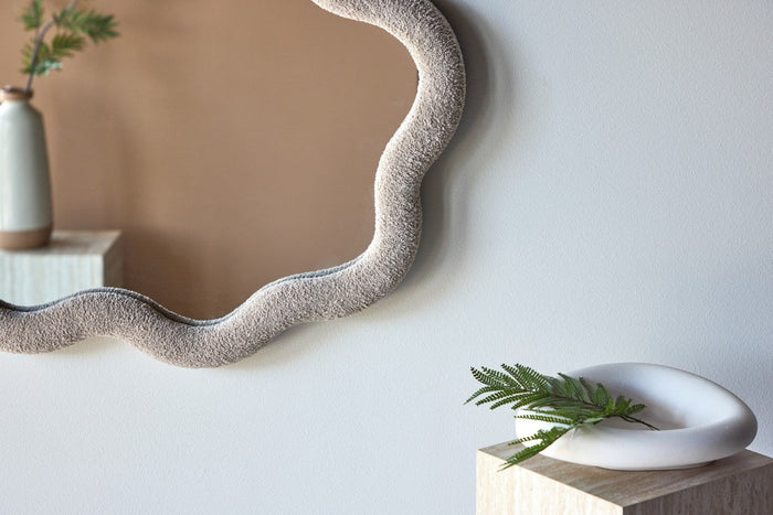 Rebellenclub Yara Spiegel - 70 x 70 cm - Beige