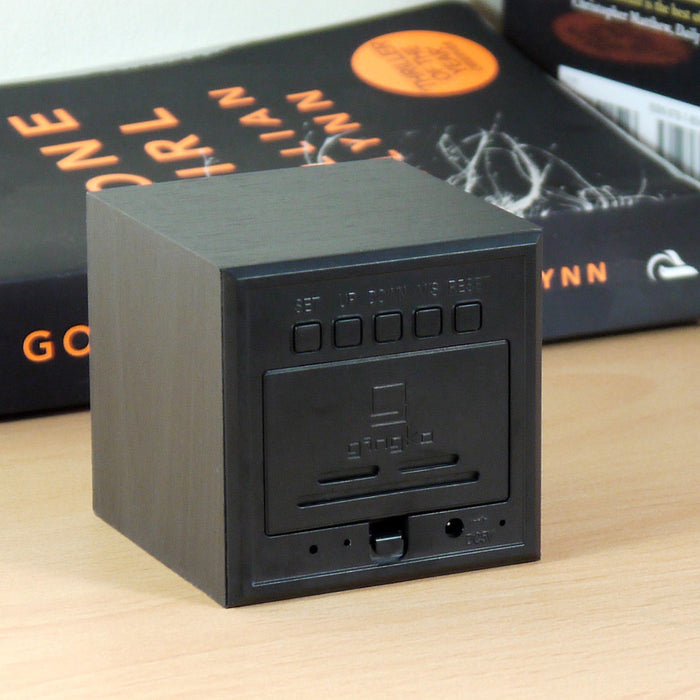 Gingko Cube Click Wekker - Zwart/Blauw