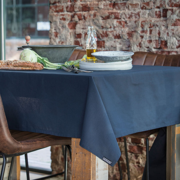 DDDDD Kit Tafelkleed 140 x 240 cm