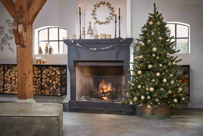 Triumph Tree Kunstkerstboom Sherwood - 150x150x260 cm - LED lampjes - Groen