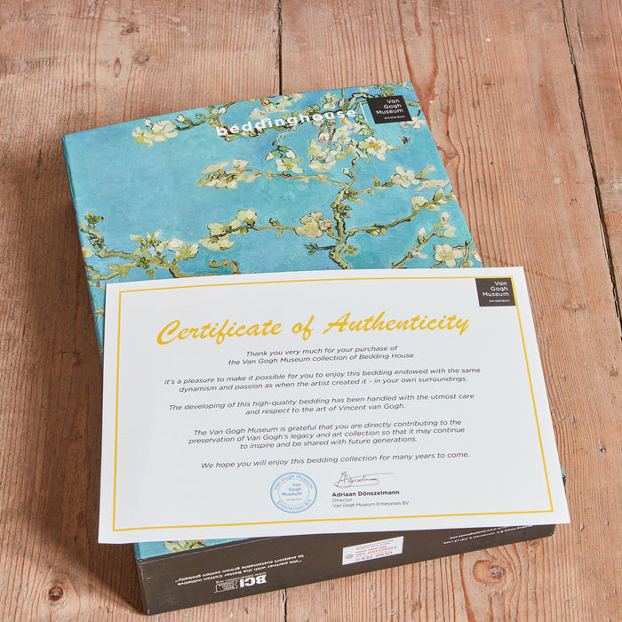 Beddinghouse x Van Gogh Museum Almond Blossom Dekbedovertrek 200 x 200|220 cm - Blauw