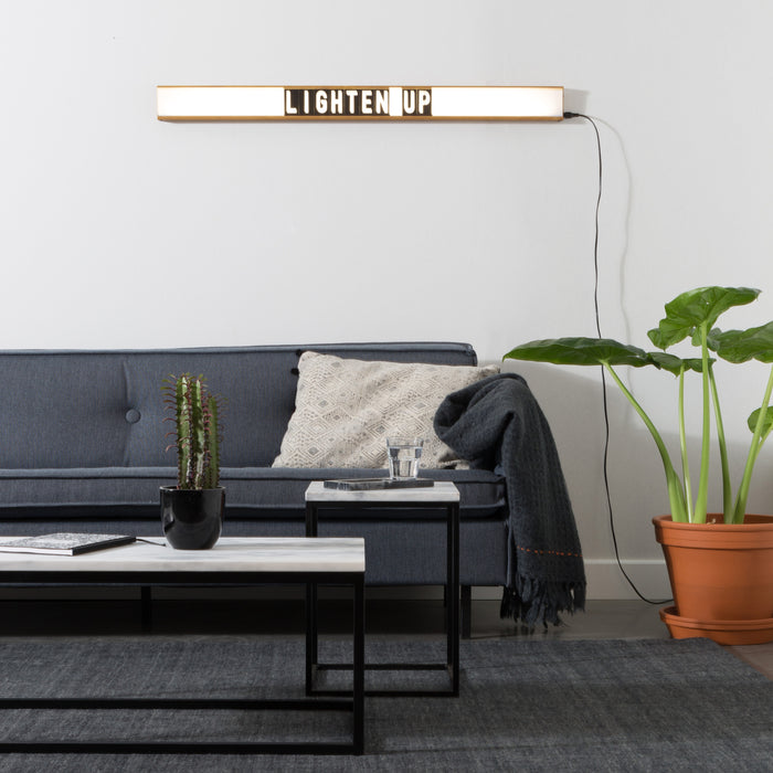 Zuiver Light Saber Wandlamp