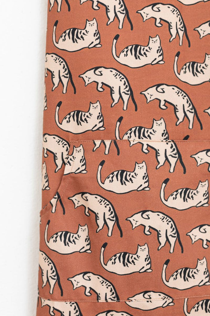 Sissy-Boy Schort lazy cats