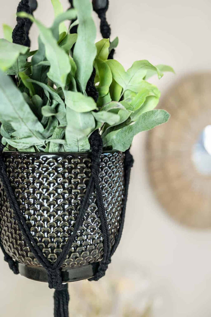 Liviza Macramé plantenhanger zwart kralen