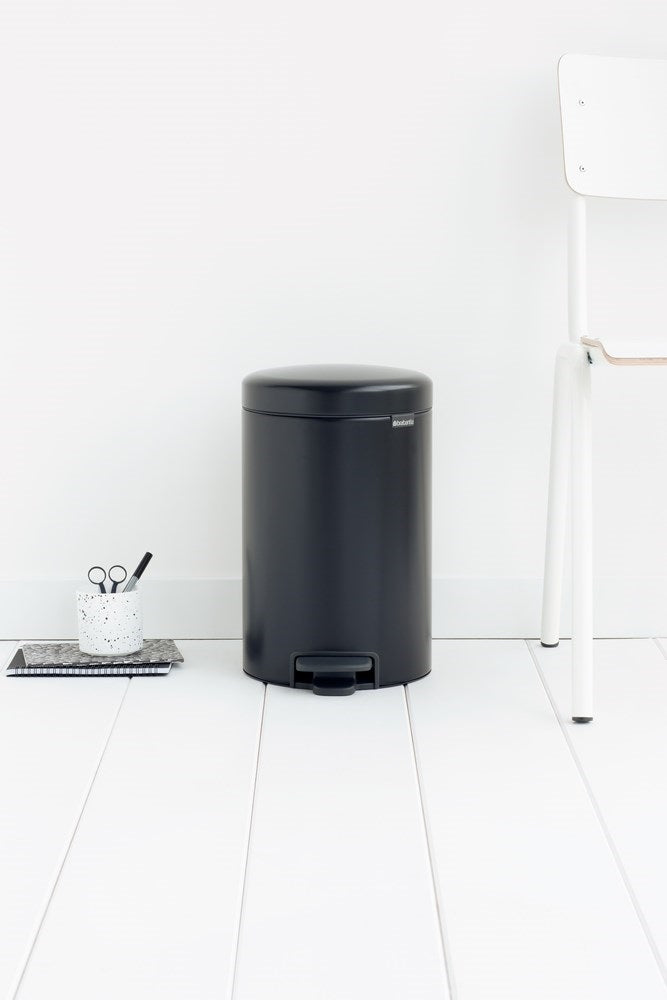 Brabantia NewIcon Pedaalemmer 12 L - Mat Zwart