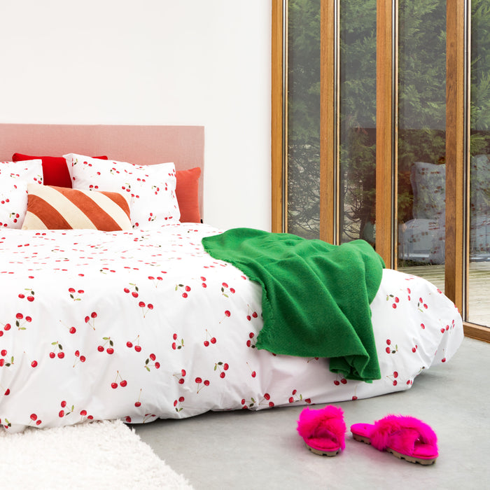 SNURK Cherries Dekbedovertrek 240 x 220 cm