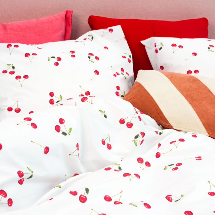 SNURK Cherries Dekbedovertrek 240 x 220 cm