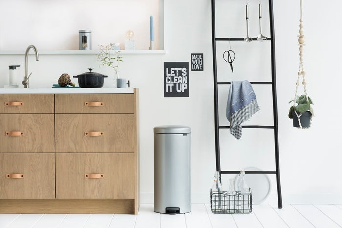 Brabantia NewIcon Pedaalemmer 30 L - Metallic Grey