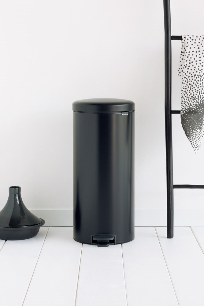 Brabantia NewIcon Pedaalemmer 30 L - Mat Zwart