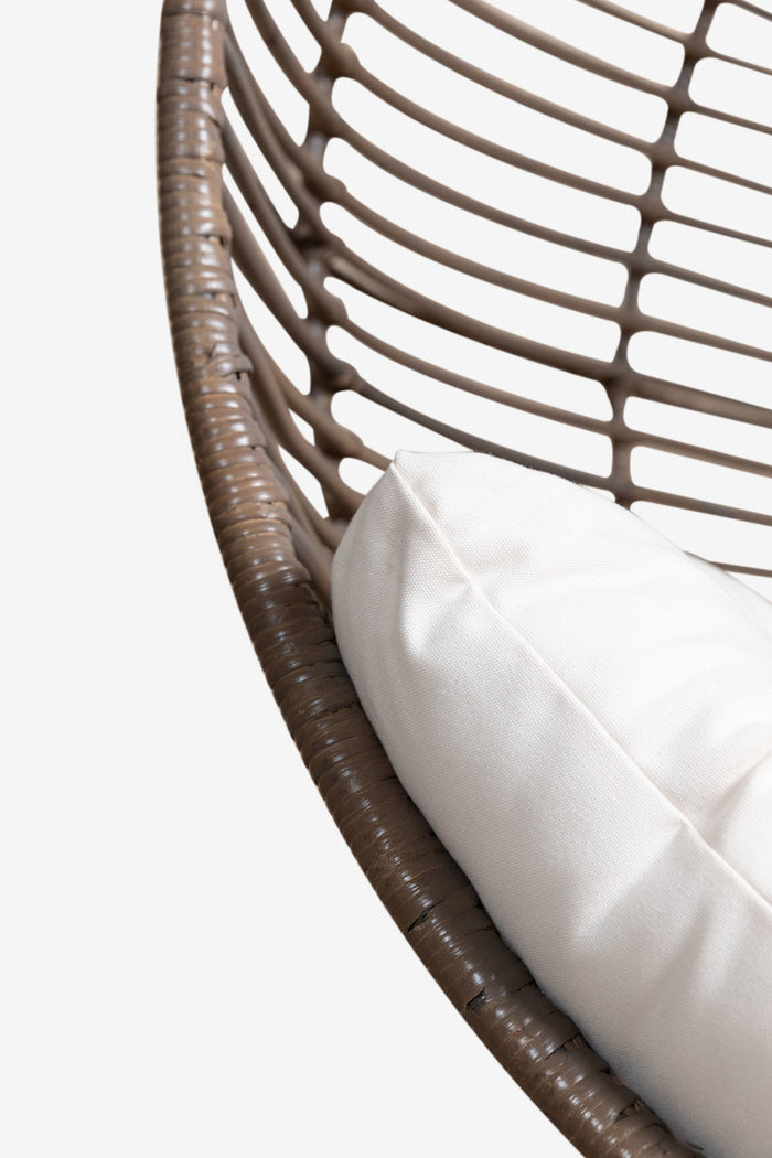 Sissy-Boy Egg chair met voet