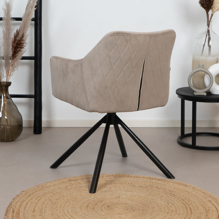 c7ab8397-9bbd-4d0c-ba2e-276a99203a01-afbeelding4.jpg (2163706)