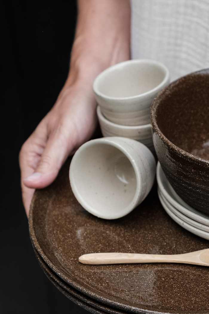 OSKAR YANN laag kopje 100 ml - set van 4 (handgemaakt) - bruin | D6.5