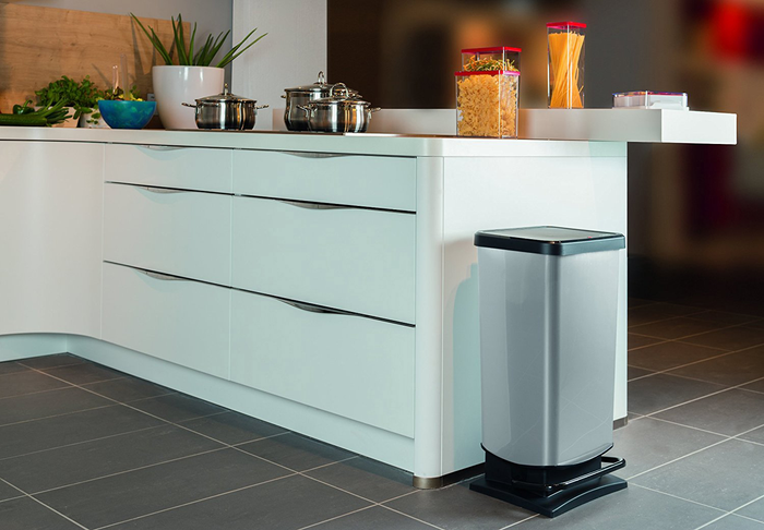 Rotho Paso - Pedaalemmer - 35 x 30 x 68 cm - 40 l - Zilver