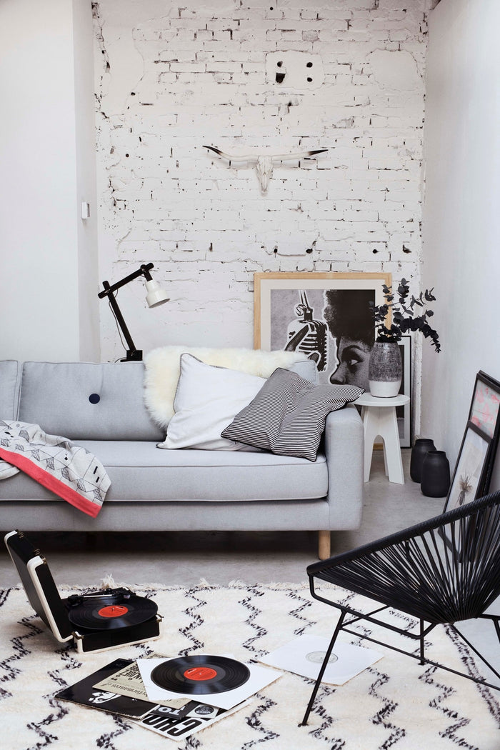 House Doctor Groove Vaas 22 cm - Zwart