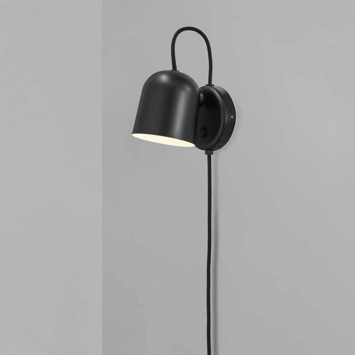 Design For The People Angle Wandlamp - Zwart