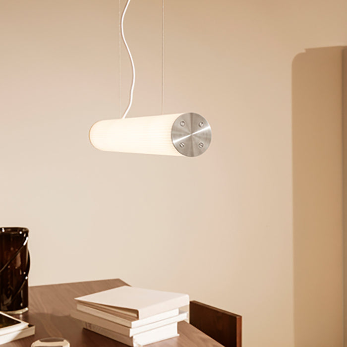 305391-x01.jpg (2342415)