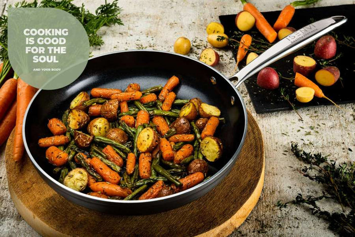 ISENVI Victoria Forged keramische wokpan 32CM - RVS greep