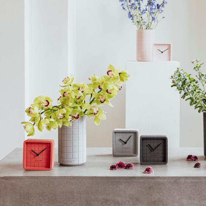 Zuiver Cute Concrete Tafelklok - Terra