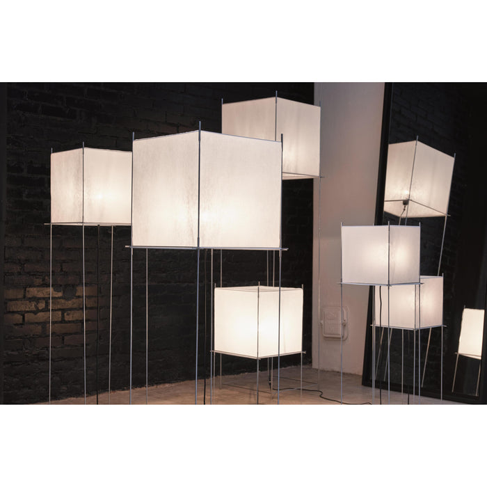 Lotek Classic vloerlamp, frame zwart metaal, doek wit