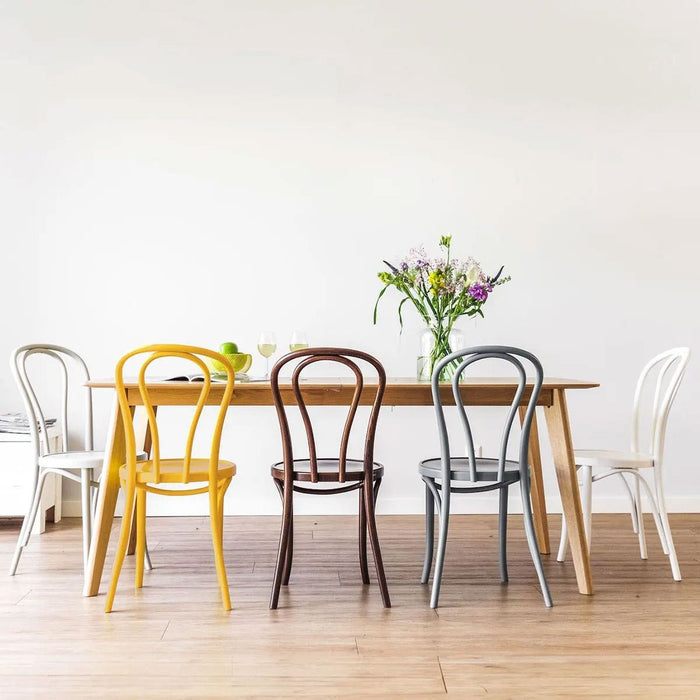 Fameg Vienna Thonet No. 18 houten bistrostoel geel