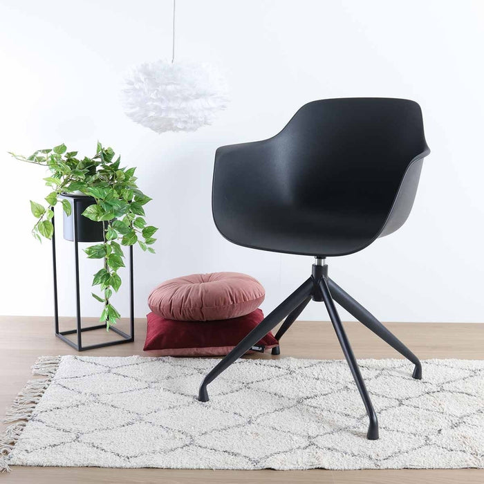 Nolon Nola-Puk draaibare eetkamerstoel zwart - zwart onderstel