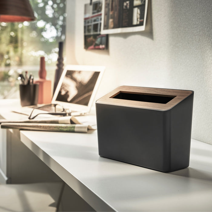 Yamazaki Rin Tafelafvalbakje - Zwart