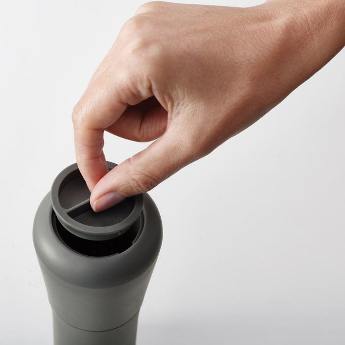 Joseph Joseph Uno Saladekom + Milltop Peper- en Zoutmolen