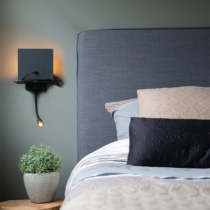 QAZQA Moderne wandlamp zwart met USB en flexarm - Flero