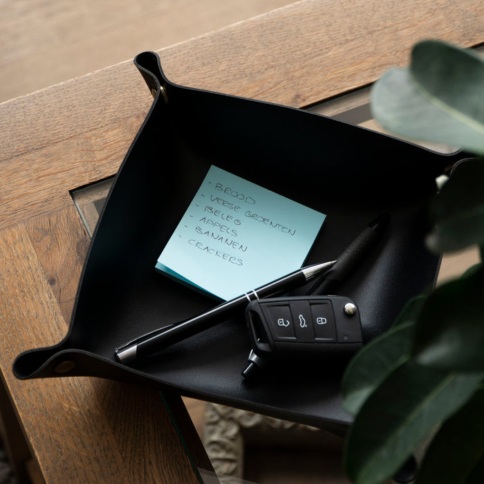 QUVIO Organizer vierkant leer met drukknoppen - Zwart