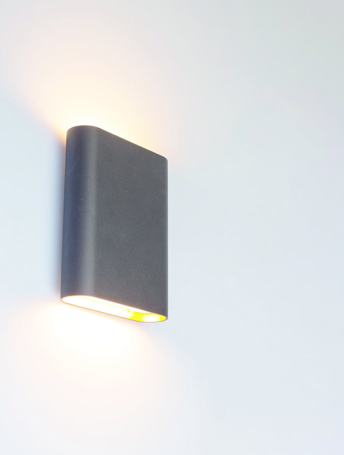 Berla Lighting Wandlamp Ovalo 12Watt Led Zwart Goud