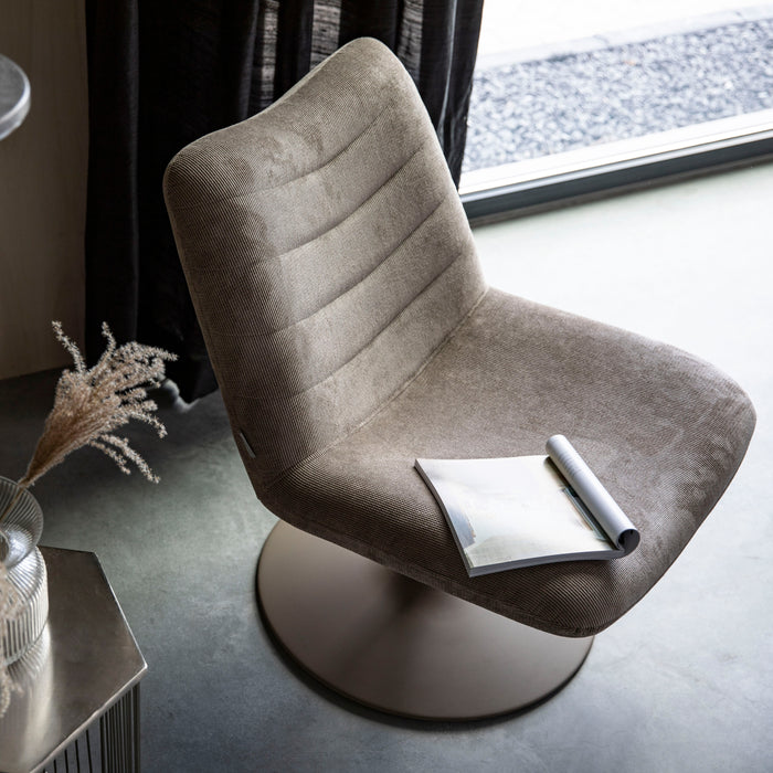 302590-x6.jpg (2897066)