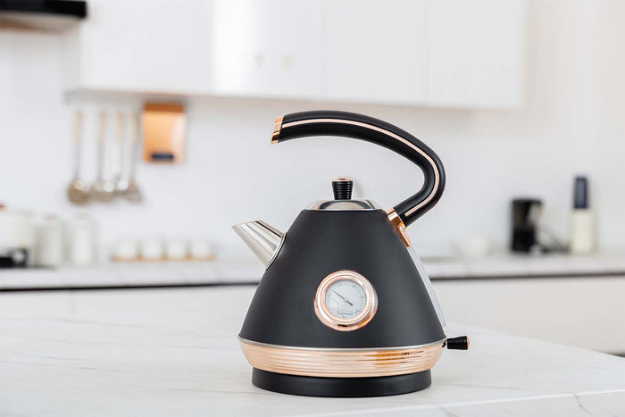 Buccan - Retro Waterkoker - Pyramid - Zwart Rose - Met thermometer