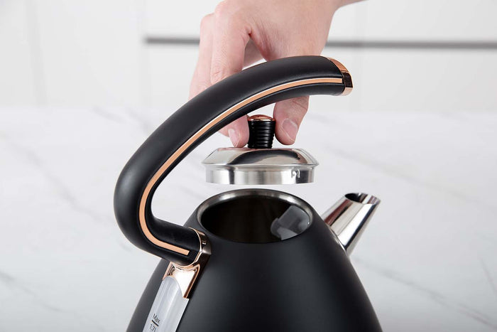 Buccan - Retro Waterkoker - Pyramid - Zwart Rose