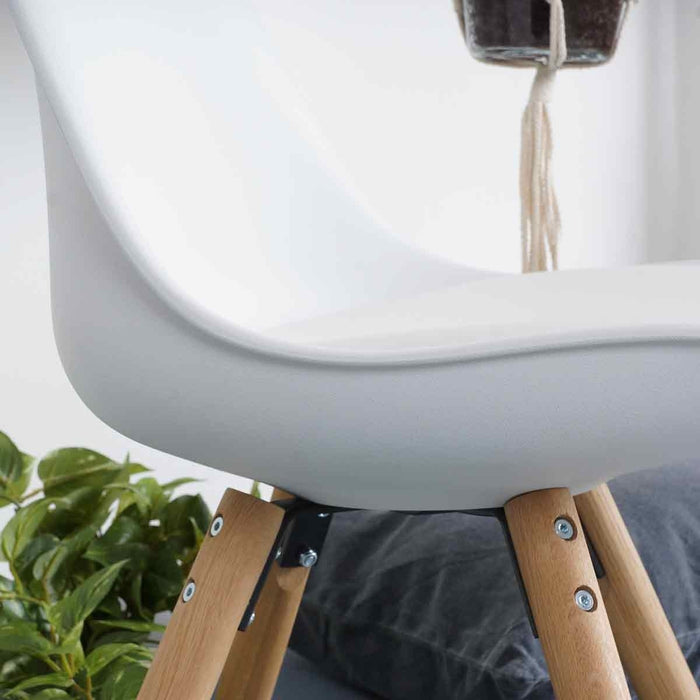 Essence Medina Eetkamerstoel Wit - Houten Onderstel