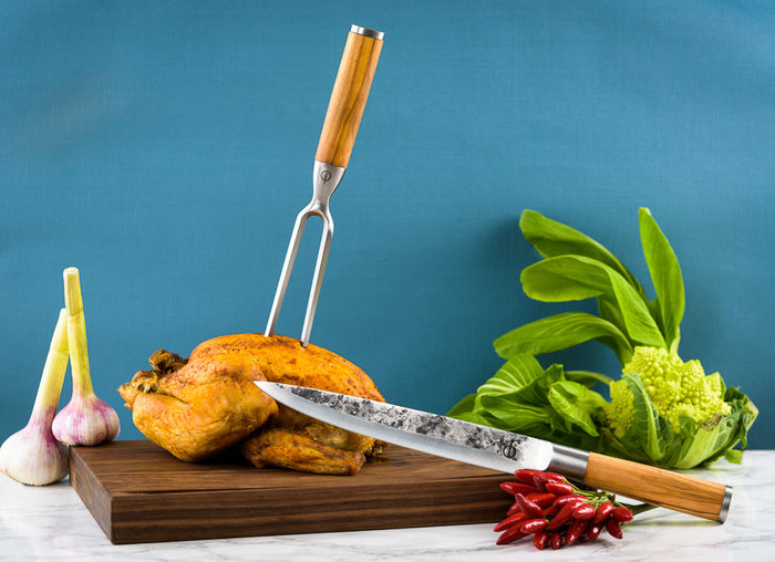 Forged Olive Vleesvork 20cm - Olijfhout - In Houten Gifbox