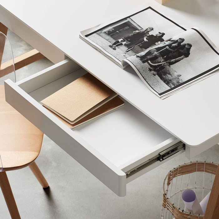 Kave Home - Dyana wit gelakt MDF tafel met massief essenhouten poten
