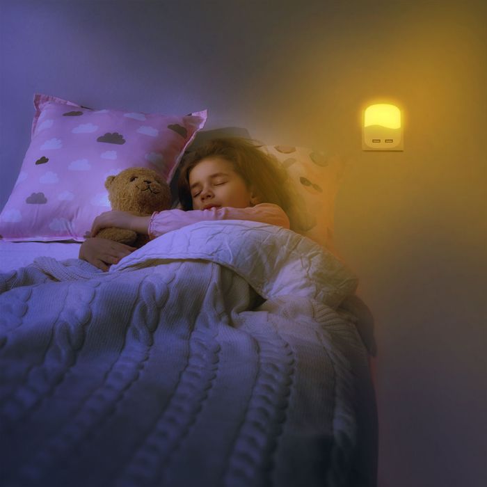 V-tac VT-84 nachtlampje stopcontact - vierkant - 2x USB - warm wit