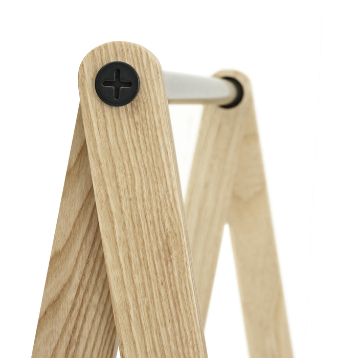 Normann Copenhagen Toj Kledingrek Small