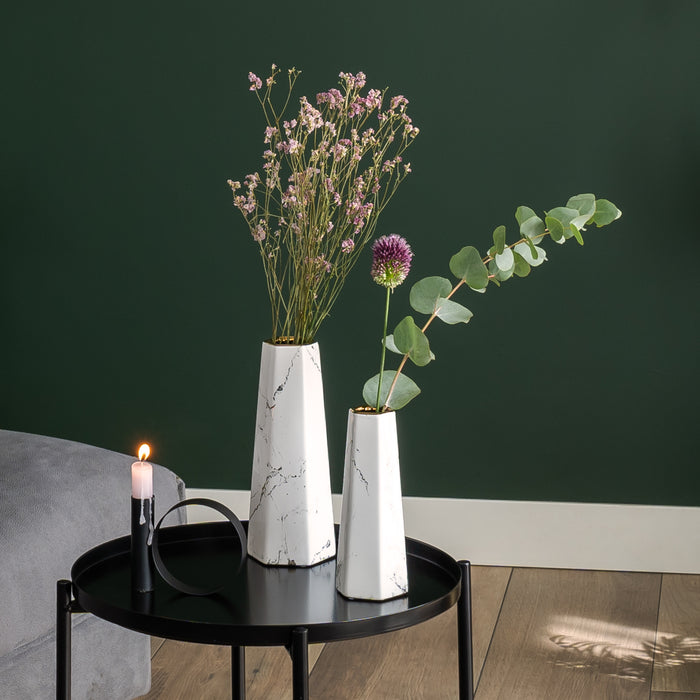 QUVIO Kaarsenstandaard metaal met rond handvat - Zwart