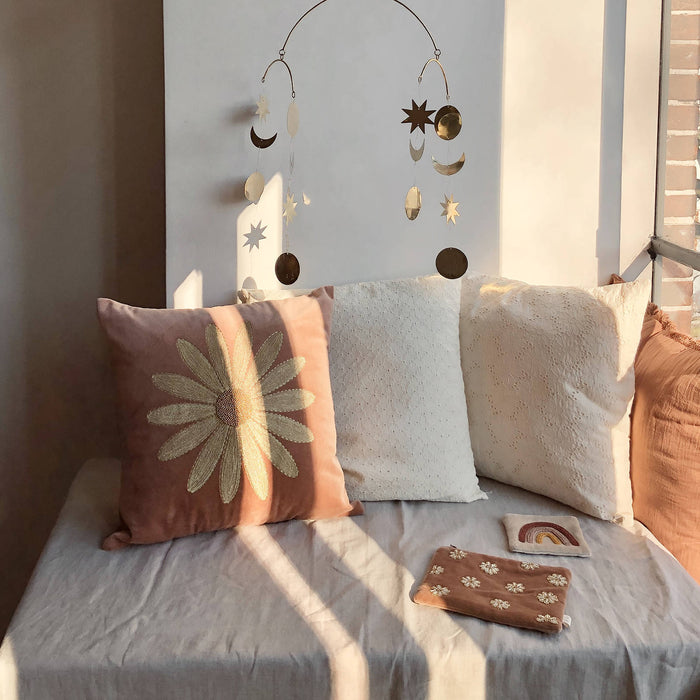 À la Velvet Kussen Madeliefje 45 x 45 cm