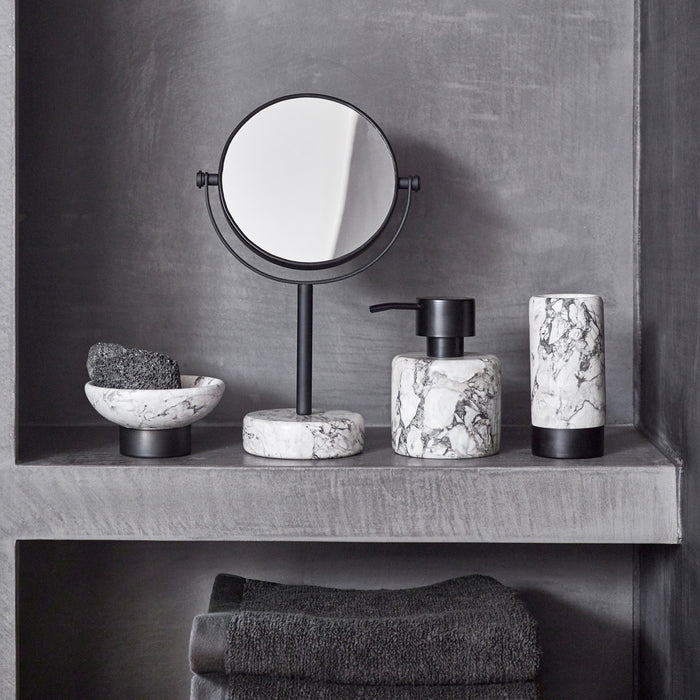 311751-x01.jpg (3341463)