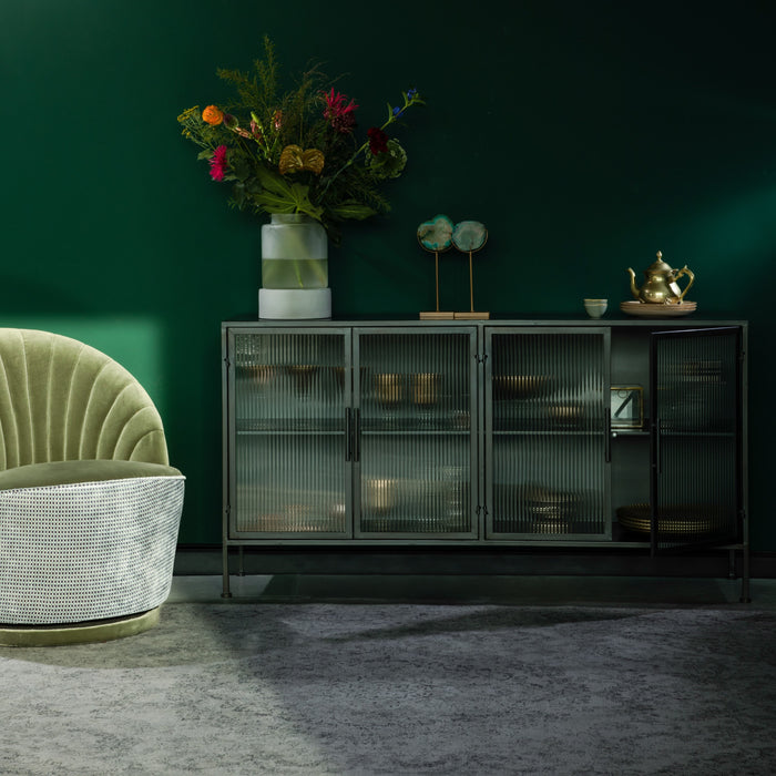 294840-x12.jpg (3583475)